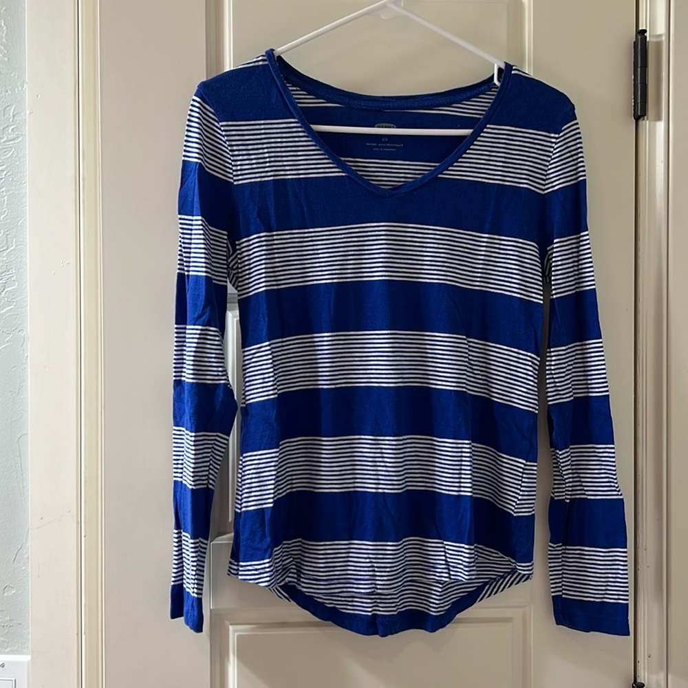 Old navy striped long sleeve t shirt.
